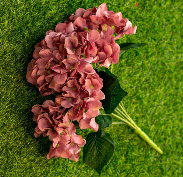 AHY601L Hydrangea Dusty Maroon - Image 4