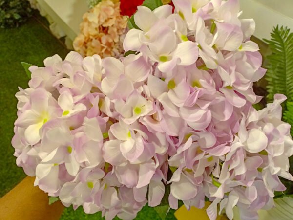 AHY302L Hydrangea White Purple - Image 5