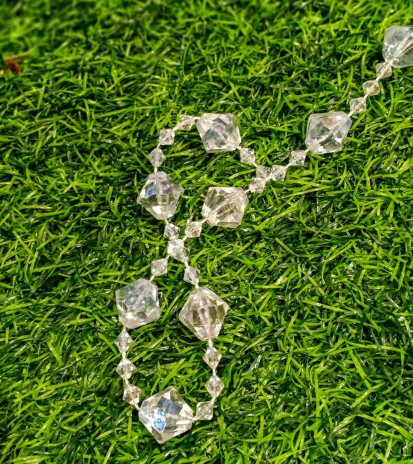 TAB001 Transparent Acrylic Beads - Image 2